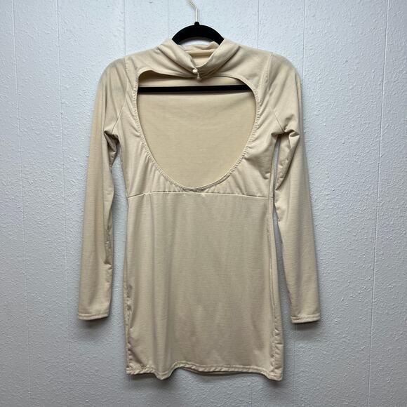 Pretty Little Thing Girls Cream Long Sleeve Dress Size 10 Mock Neck Open Back - Picture 7 of 12